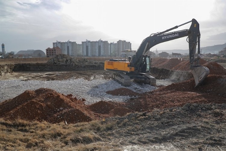 Kütahya'da Başkan Işık'tan 'kentsel' incelemelerde bulundu