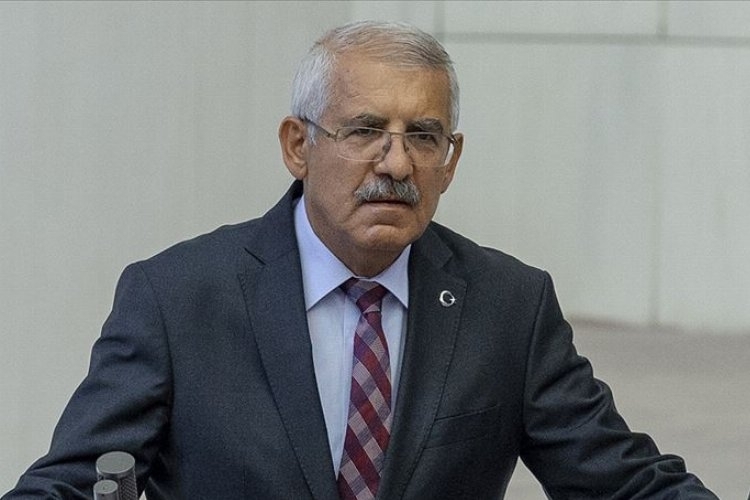 Fahrettin Yokuş'tan Bakan Hulusi Akar'a sert tepki!