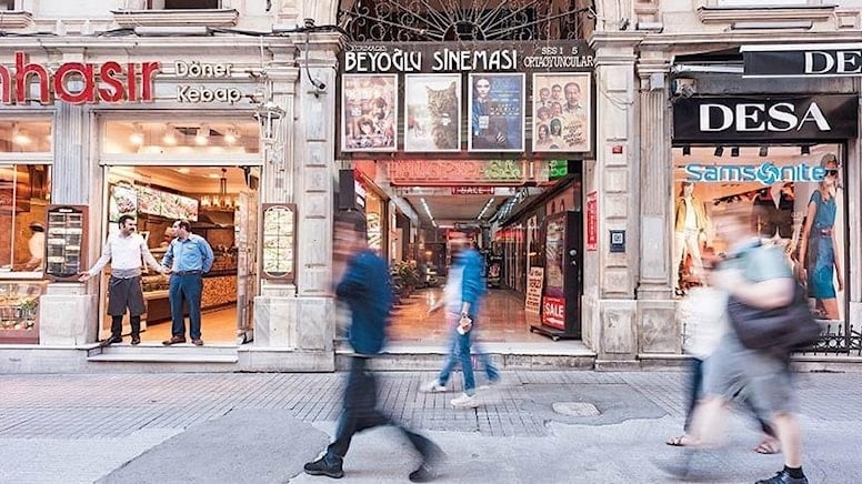 Beyoğlu Sineması kapılarını açıcak