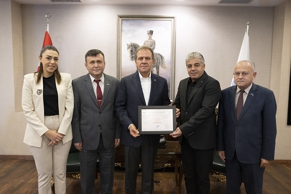 Büyükşehir’in ‘Yol Trafik Güvenliği Yönetim Sistemi Belgesi’ Yenilendi