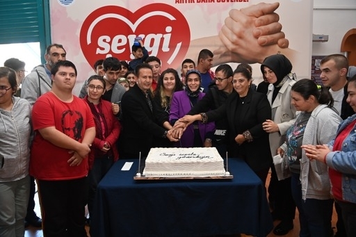 Tuzla Belediyesi Özel Çouklara Kaybolma Riski için Sevgi izi Dövmesi yaptırdı