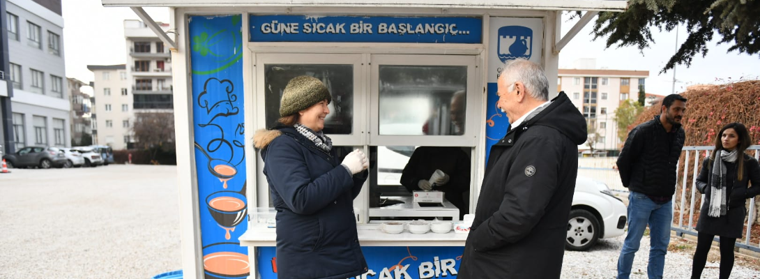 Başkan Gökhan Sıcak Çorba İkramında bulundu