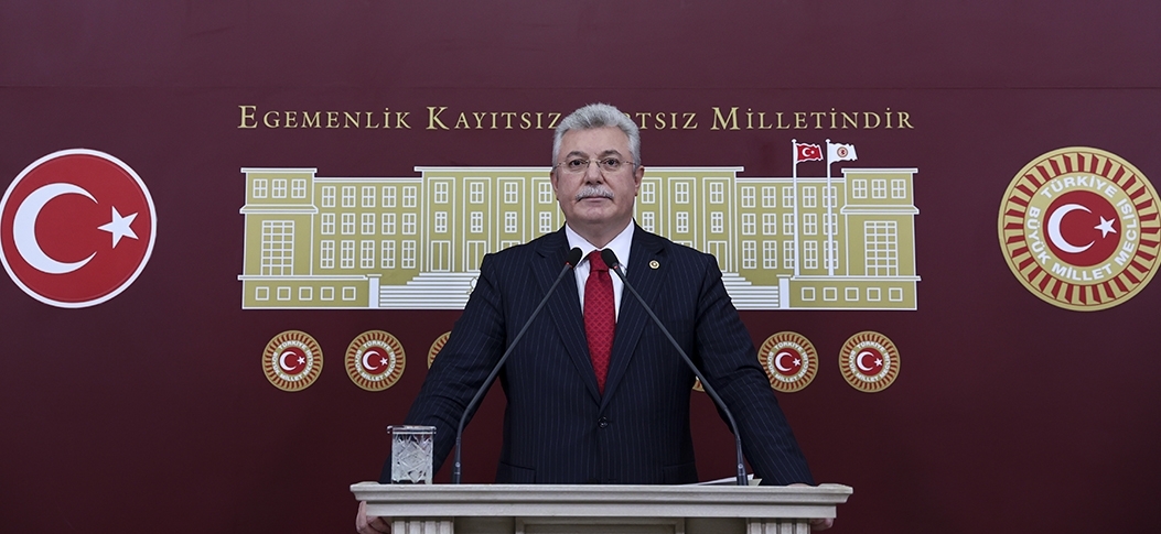 Grup Başkanvekili “Adayları yok ki vizyonları olsun”