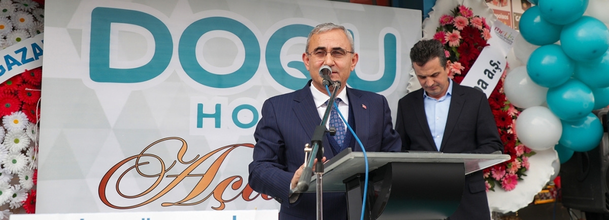 AÇILAN HER İŞ YERİ ŞEHRİMİZE DEĞER KATIYOR AÇIKLAMASINI YAPTI