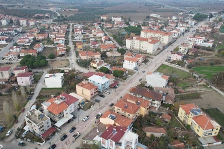 Manisa Gölmarmara'da Uğur Mumcu Caddesi'ne yakışan çalışma yapıldı