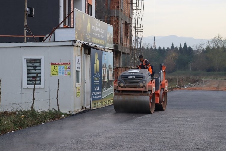 Kocaeli İzmit'te Atatürk Mahallesi’nde asfalt tamamlandı