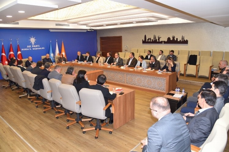 AK Parti'den Bursa'da ilçe başkanlarıyla 'Ala' buluşma gerçekleşti