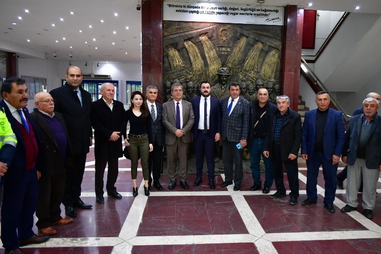 ASKİ Genel Müdürü, Balâ muhtarlarıyla bir arada