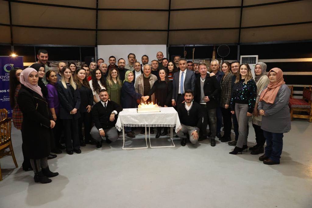 BAŞKANI GÜLER, SOSYAL HİZMETLER PERSONELİ İLE BİR ARAYA GELDİ
