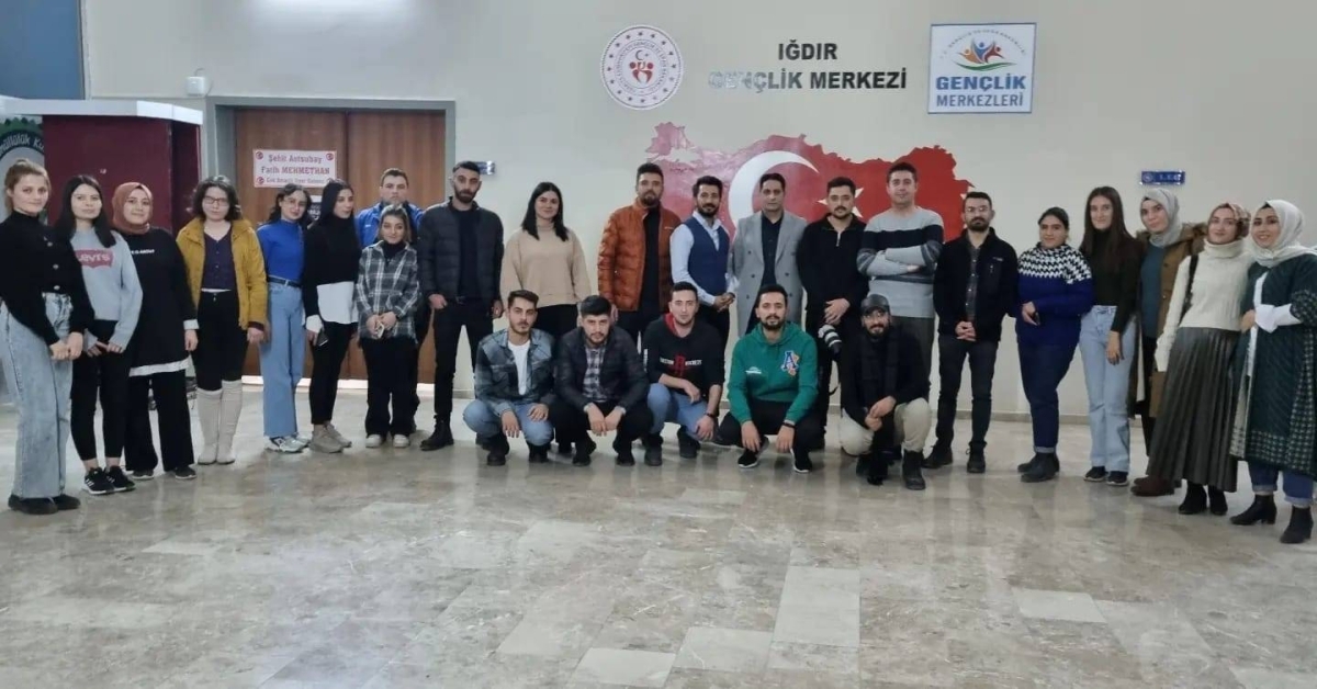 Hollywood’un Türk Yönetmeni Tekin Girgin, Iğdır Üniversitesi’nin Genç İletişimcileri ile Buluştu!