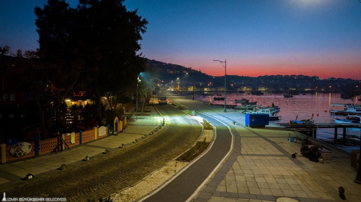 Foça’nın sahil şeridine 4 buçuk milyonluk dokunuş