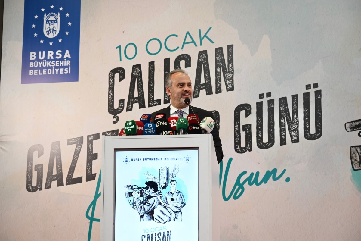 Bursa Büyükşehir Belediye Başkanı Alinur Aktaş, Çok iyi işler çıkarıyoruz