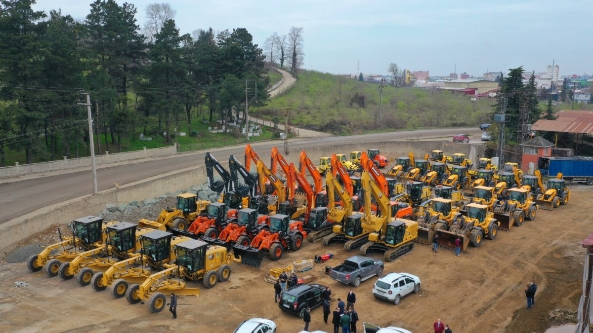 ORDU BÜYÜKŞEHİR 4 YILDA 215 İŞ MAKİNESİ SATIN ALDI