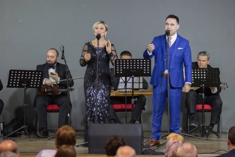 TRT sanatçıları Kayseri'de vatandaşlarla buluşacak.