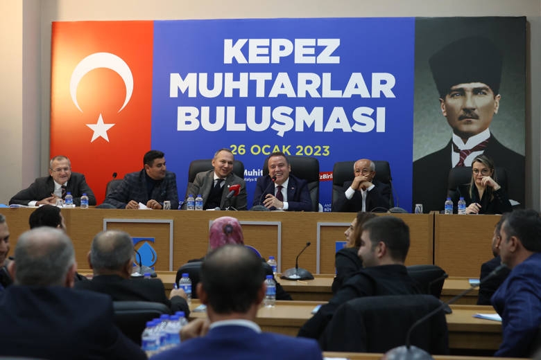 Başkan Muhittin Böcek Kepezli Muhtarları Dinledi