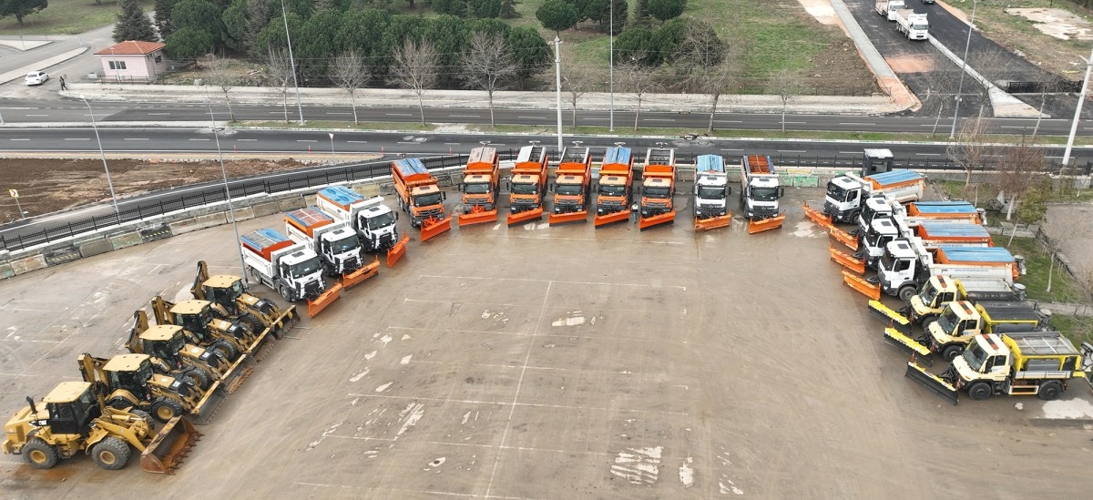 Bursa Büyükşehir 283 araç ve toplam 834 personelle kar yağışına hazır