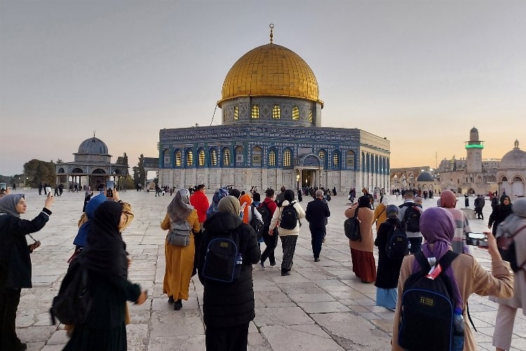 Konya Büyükşehir Belediyesi, Gençleri Kudüs ve Balkanlar'a götürecek
