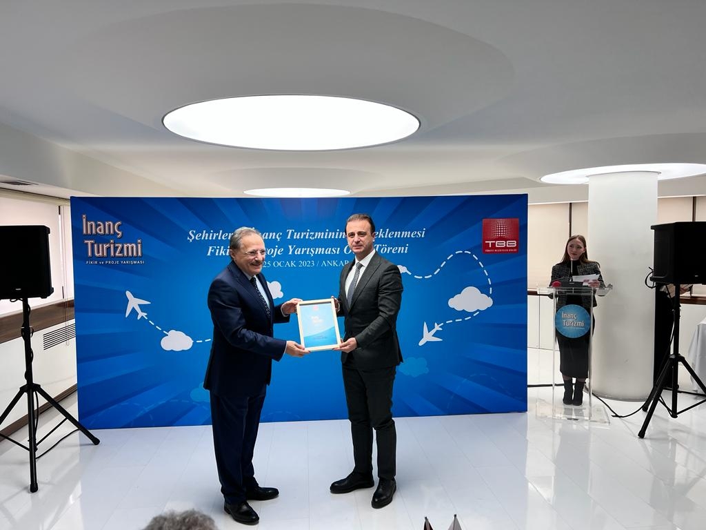 Trabzon Büyükşehir En iyi proje fikri ödülüne layık görüldü.