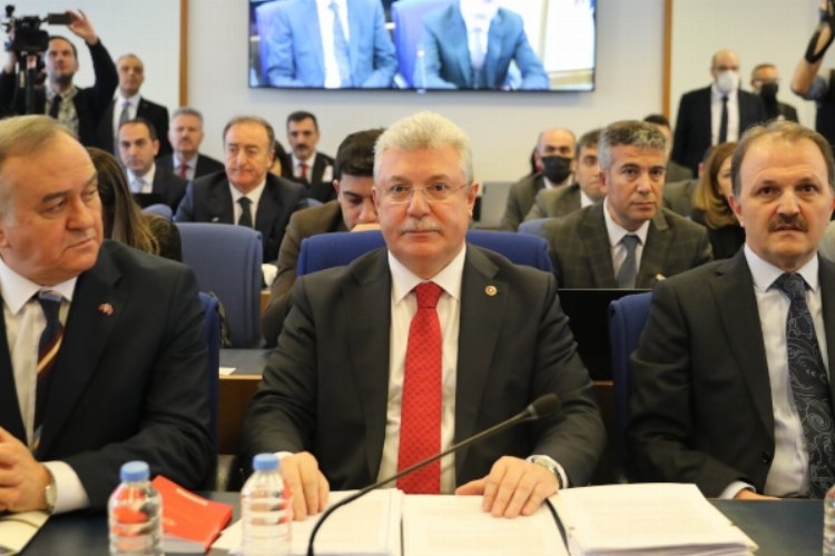 Komisyon toplandı.Beklenen EYT teklifi görüşülüyor