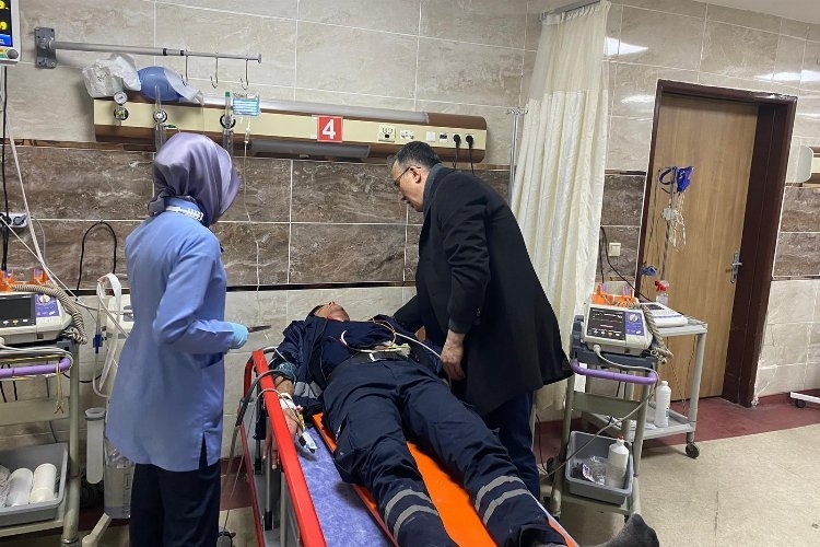 Nevşehir'de bir evde çıkan yangında itfaiye yaralandı