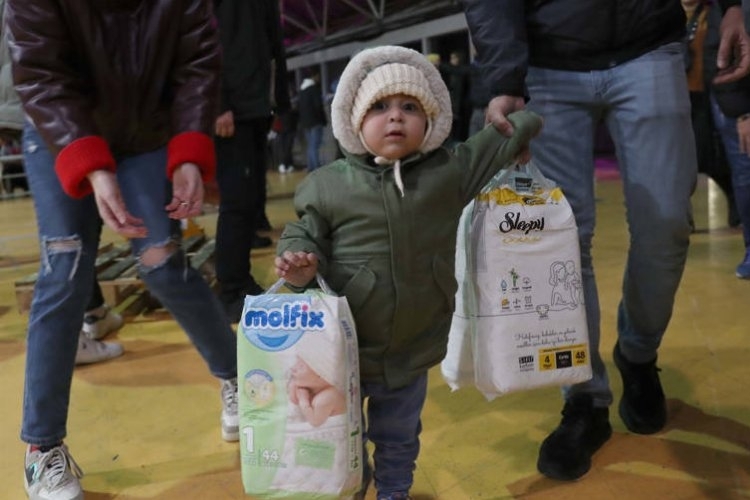 21 Tır Antalya'dan deprem bölgesine  yardım desteği