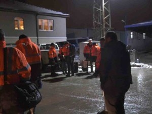 ANKARA İTFAİYESİ KAHRAMANMARAŞ’TA ÇALIŞMALARINA DEVAM EDİYOR