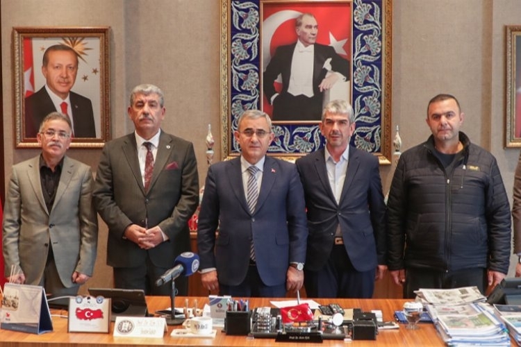 Otobüsçüler kazançlarını AFAD'a bağışladı