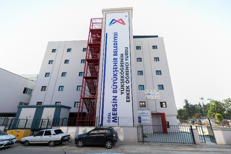 Mersin Büyükşehir Belediyesi 500 depremzedeyi yurtlarda ağırlayacak