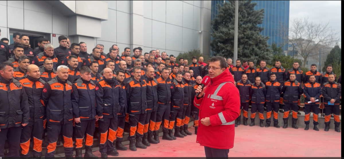 İmamoğlu;187 kişilik arama kurtarma ekibini deprem alanına uğurladı.