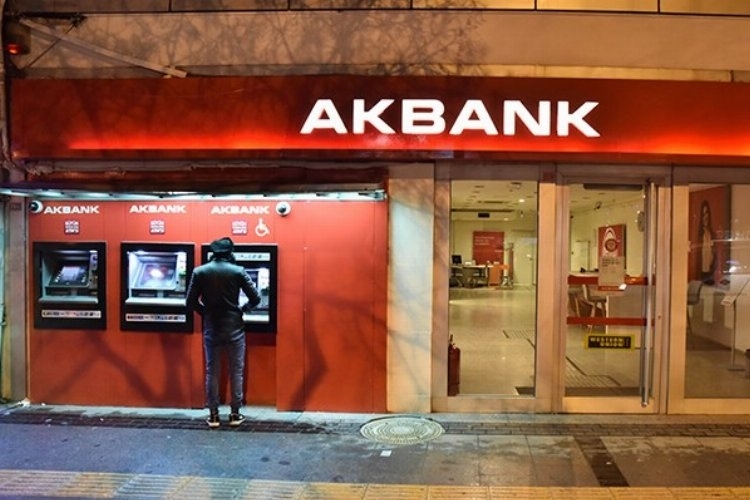 Afet bölgesine Akbank'tan 650 milyon TL’lik destek