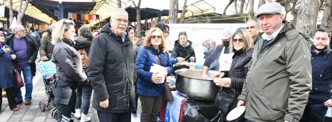 Çanakkale'de Depremde Yitirilen Canlar İçin Pilav Hayrı Düzenlendi
