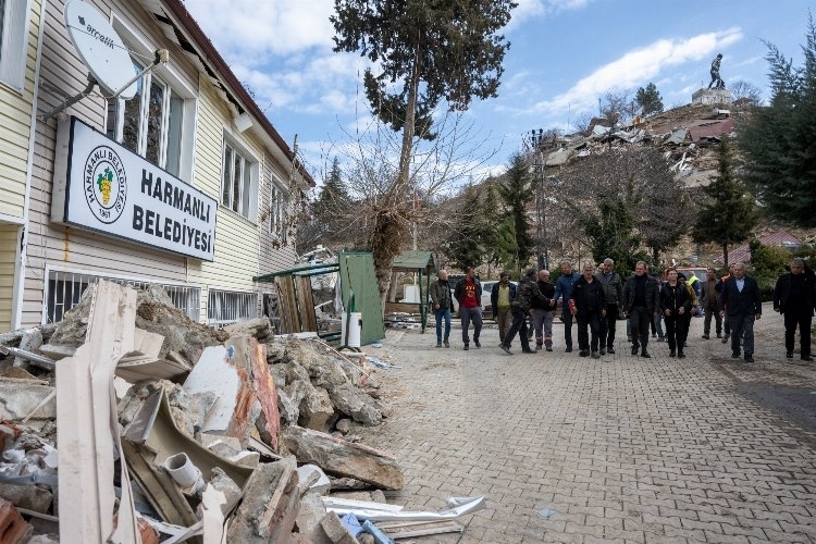 Başkan Vahap Seçer Adıyaman'da incelemelerde bulundu