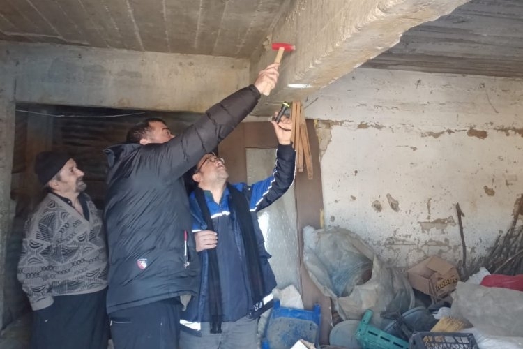 Büyükşehir Belediyesi ekipleri Kahramanmaraş'ta hasar tespitte