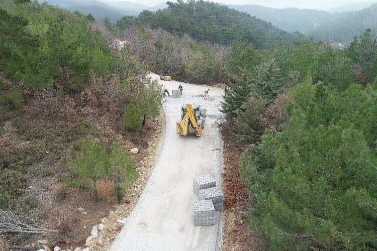 Yol sorunu Kazdağları'nda bitiyor