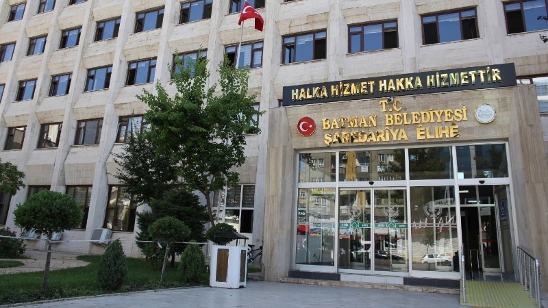 Valimiz Ekrem Canalp’in Berat Kandili Mesajı