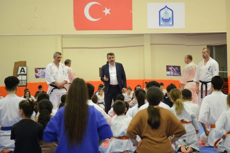 Şampiyonlar Bulgaristan'a uğurlandı