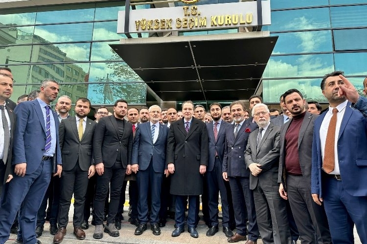 Fatih Erbakan, Cumhur İttifakı'na katılmayacak ve cumhurbaşkanı adayı olacak