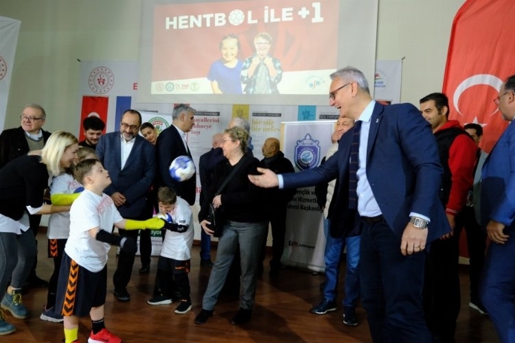Eskişehir'de Down sendromlu çocuklar hentbol ile buluşuyor