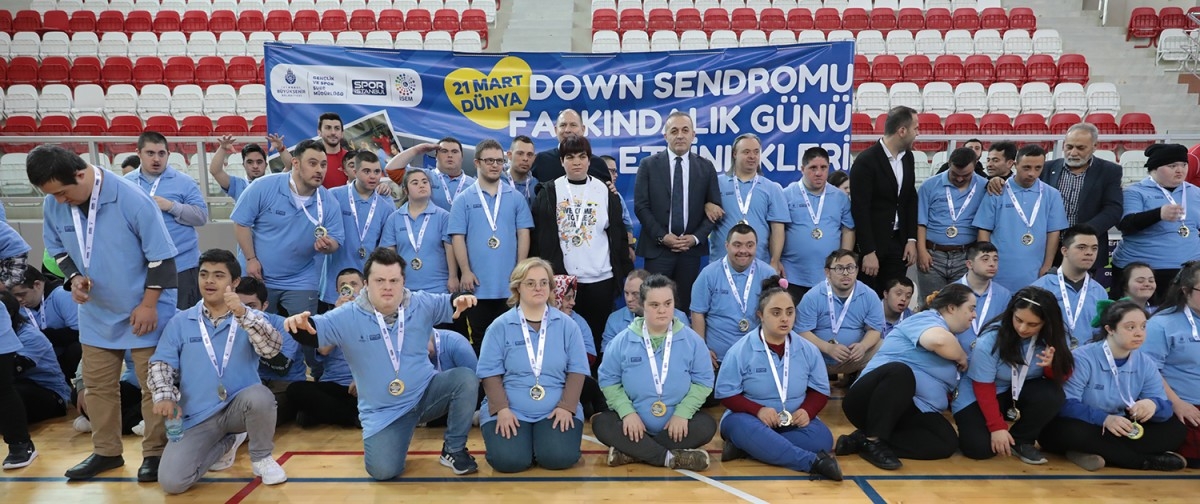 Büyükşehir Belediyesi Down Sendromlular Farkındalık Günü için özel etkinlik düzenledi.