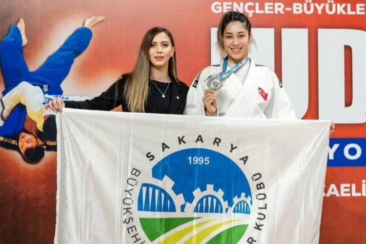 Türkiye ikincisi Sakaryalı sporcu oldu