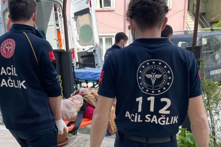 YADEM Ekipleri Fenalaşan 80 Yaşındaki Kadının Hayatını Kurtardı
