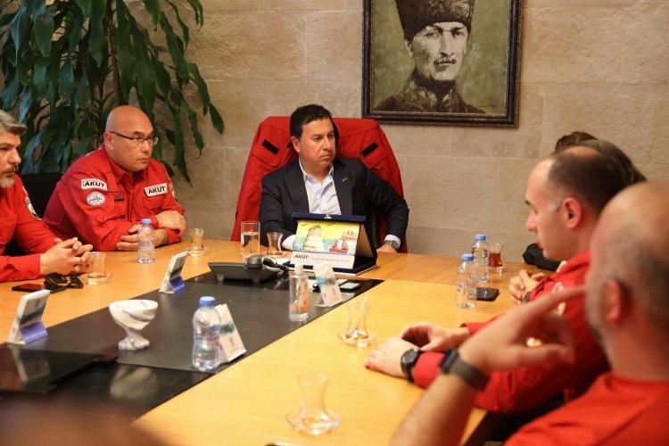 Türk-Yunan Derneği, Bodrum Belediye Başkanı ile bir araya geldi.
