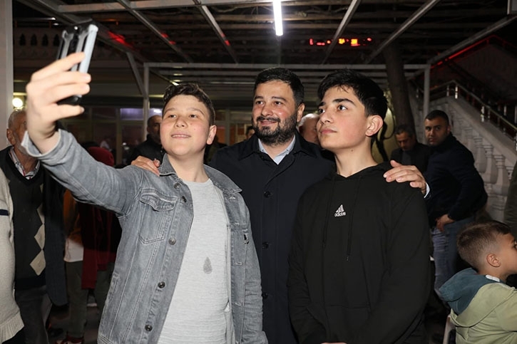 6 BİN GENCİN YKS ÜCRETLERİNİ KAĞITHANE BELEDİYESİ KARŞILIYOR