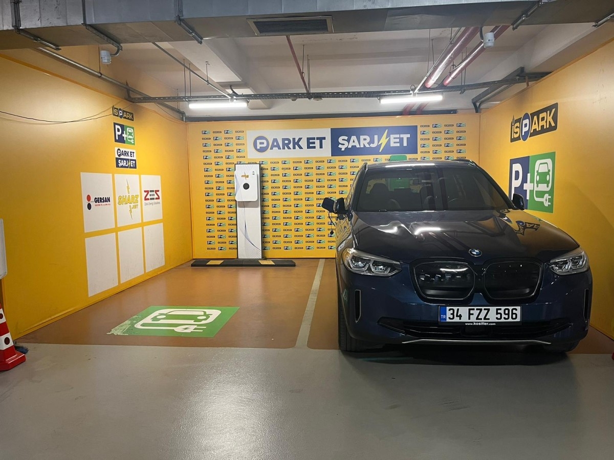 İstanbul'da elektrikli araçlar için şarj istasyonları dönemi başlıyor
