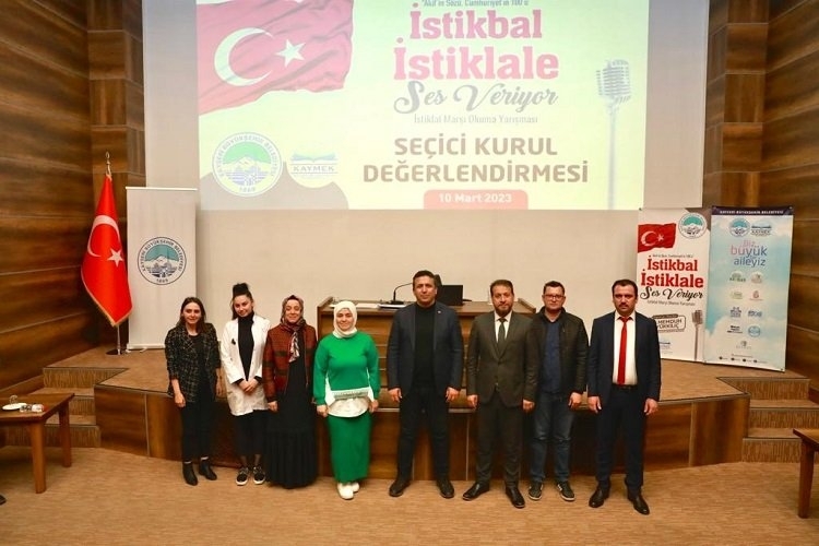 Kayseri Büyükşehir Belediyesi Gençlere Yönelik İstiklal Marşı Okuma Yarışması Düzenledi
