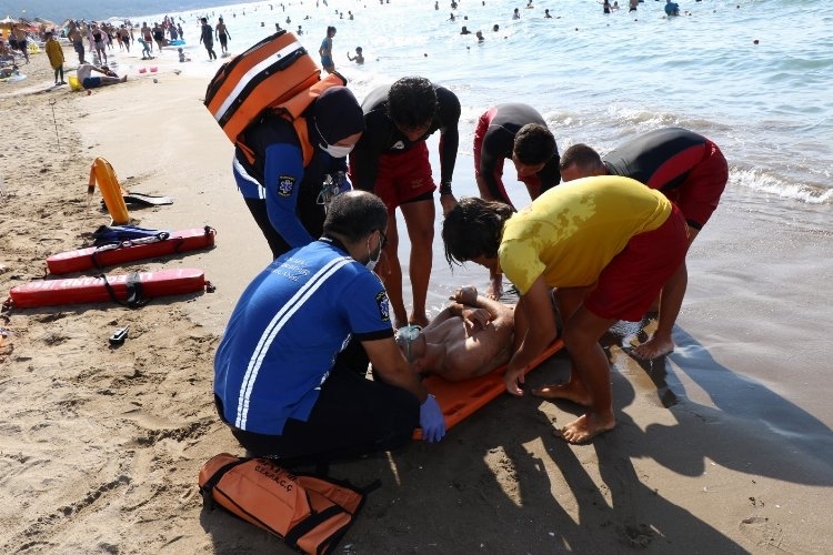 Kocaeli İtfaiye Dairesi, Yeni Sezonda Sahillerde Cankurtaranlık Hizmeti Verecek
