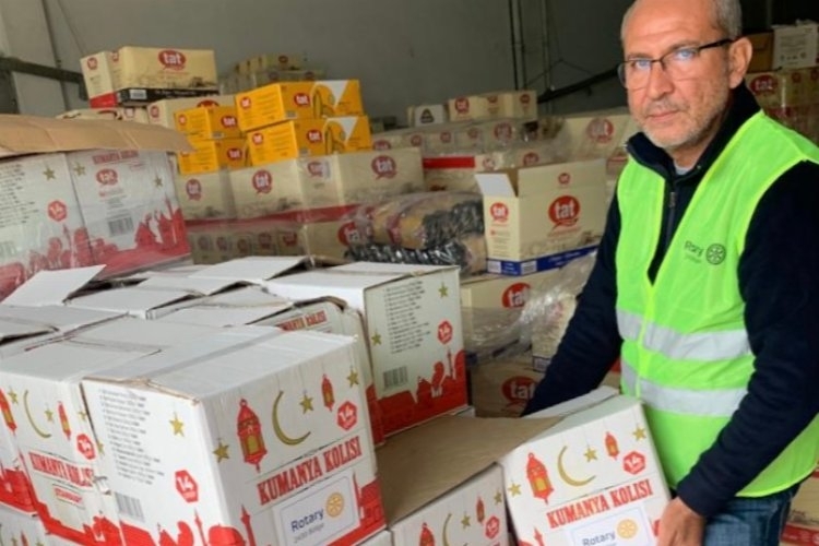 Rotary Ramazan yardım kolileri dağıtıyor
