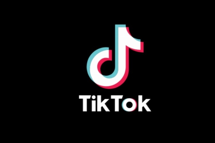 TikTok, #DilÖğreniyorum kampanyasıyla gençlere dil eğitimi desteği sağlıyor.
