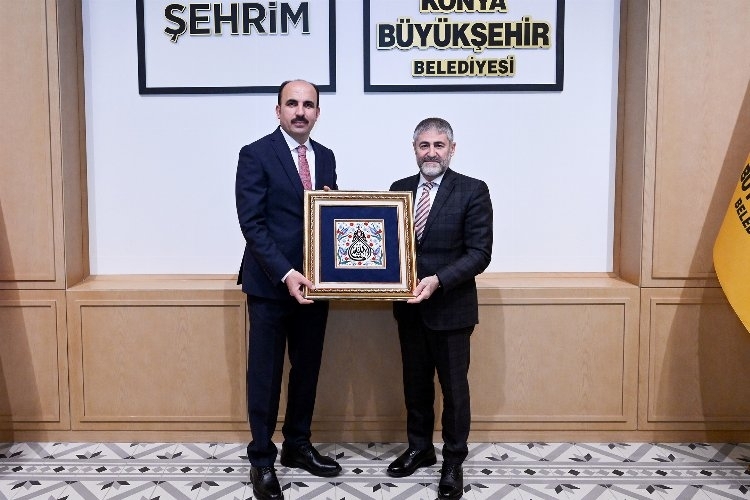 Konya Büyükşehir Belediye Başkanı Uğur İbrahim Altay, Hazine ve Maliye Bakanı Nureddin Nebati'yi ağırladı.

