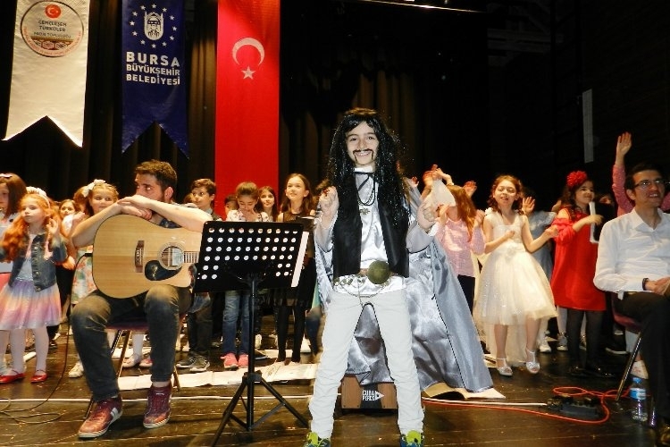 Barış Manço'nun Müzikal Felsefesi Projeyle Yaşatılıyor

